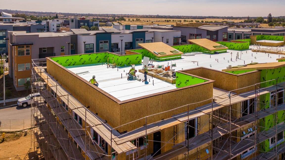 Large commercial flat roof installed by Butte Roofing in the Yuba City area