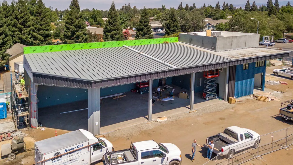 Commericial standing seam roof on business